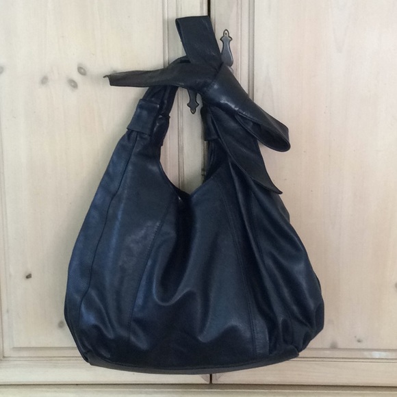 Paul & Joe Handbags - 🎉HOST PICK🎉 Paul & Joe Black Leather Hobo Bag